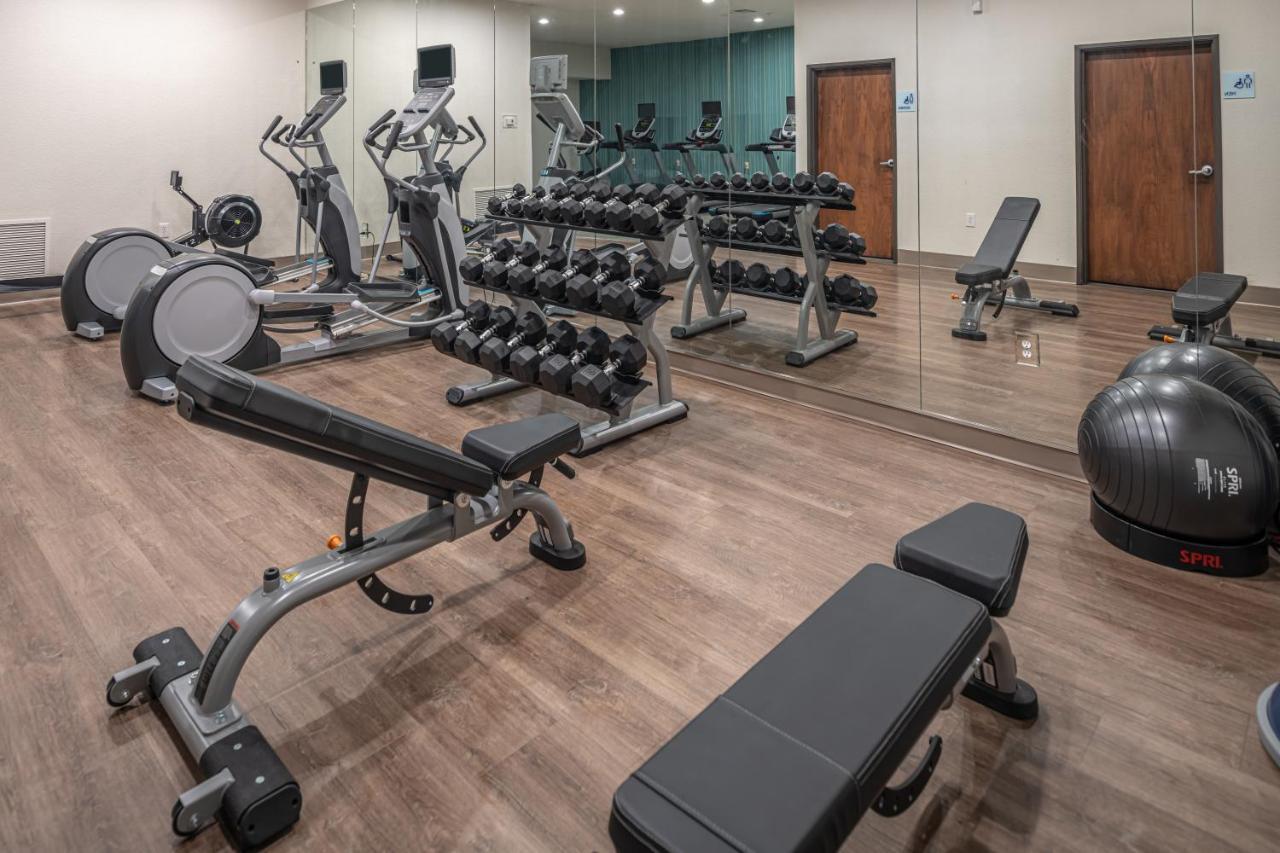 Holiday Inn Express & Suites N Waco Area - West By Ihg Экстерьер фото
