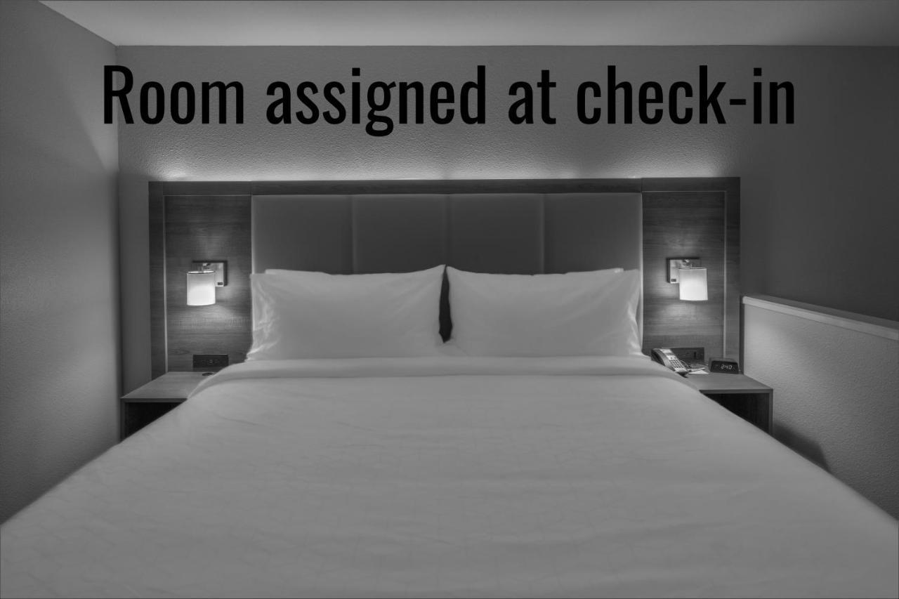 Holiday Inn Express & Suites N Waco Area - West By Ihg Экстерьер фото
